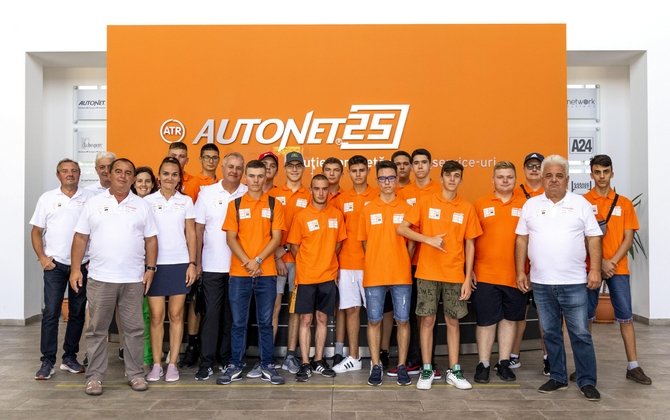 204 elevi numără clasele de învățământ dual sprijinite de Autonet
