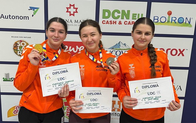 Scrima sătmăreană la înălțime la Campionatul Național de spadă: aur, argint și titlu pe echipe