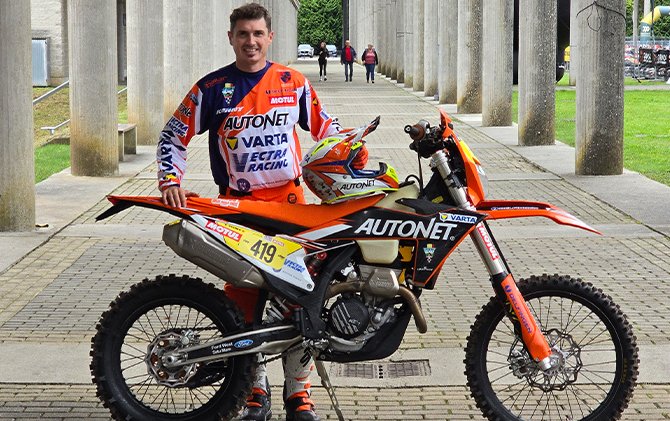 Mani Gyenes se pregătește intens pentru Dakar 2025 la International Six Days Enduro