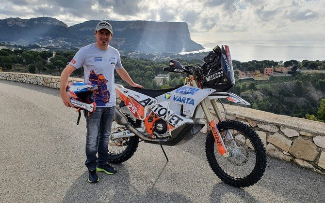 Mani Gyenes și Autonet Motorcycle Team pornesc la Dakar 2021