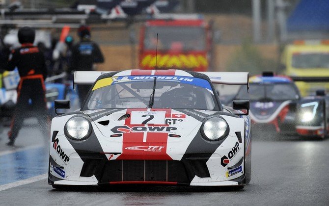 Sprijinit de QWP, Nicolas Leutwiler, pe un Porsche 911, câștigă titlul de campion în Le Mans Cup