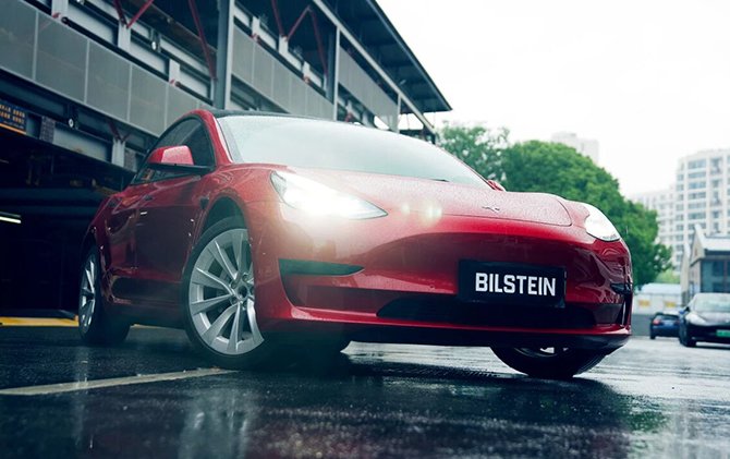 Upgrade-uri de suspensie BILSTEIN pentru Tesla Model 3 și Model Y