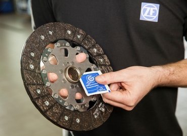 Bine de știut: De ce ar trebui să ungeți butucul canelat al unui disc de ambreiaj?